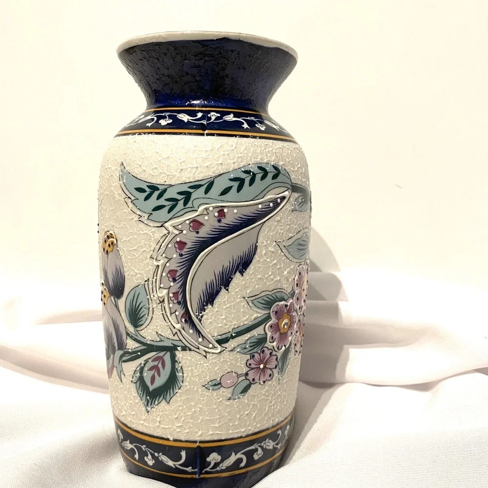 unique hand panted floral mid‎ to large size flower vase